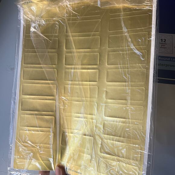 Avery Foil Mailing Labels, 3/4" x 2-1/4", 30 Labels, and 60 labels of 2” Round - Picture 2 of 5